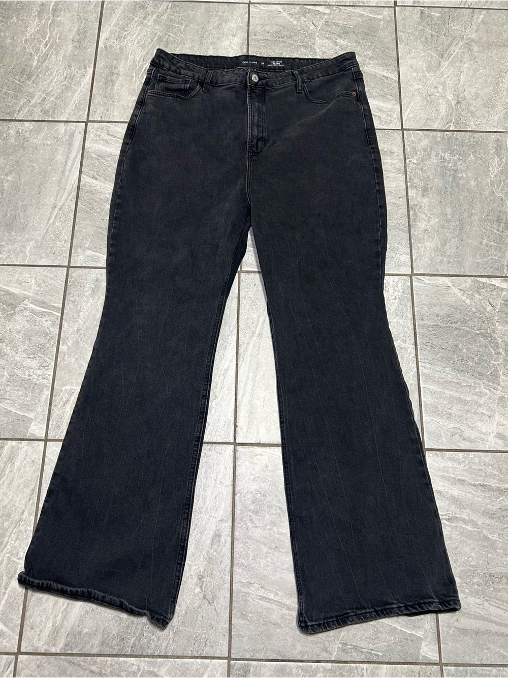 Old Navy Women’s Size 16 Higher High-Rise Flare Black
